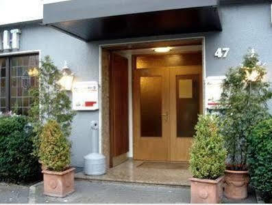 Forstbacher Hof Hilden Exterior foto
