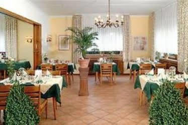Forstbacher Hof Hilden Exterior foto